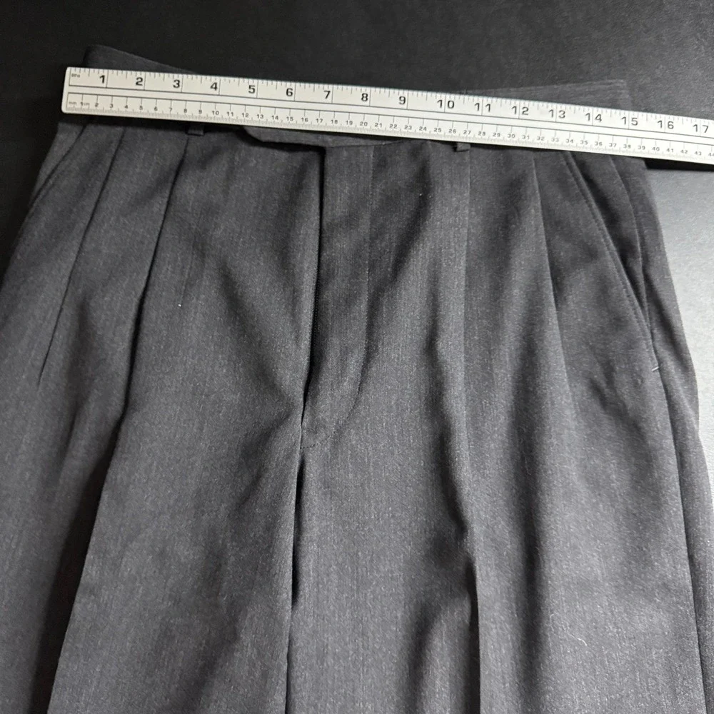 Cerruti 1881‎ Harry Rosen USA Men's Suit 38R 31W Solid Gray 2-Button Wool